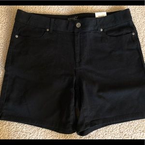 New never worn shorts